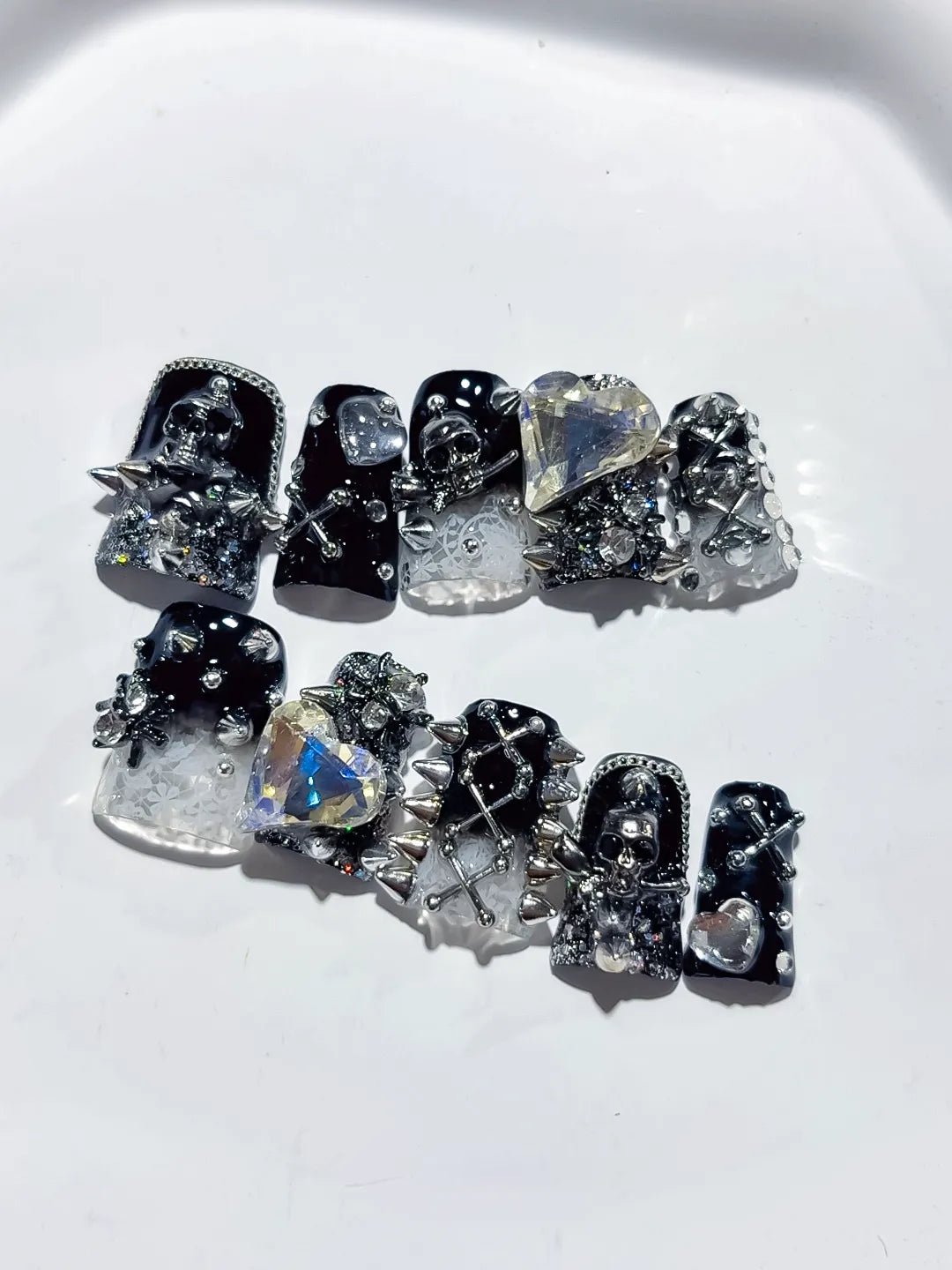 L274 - Short Black Silver Duck Glitter Heart Star