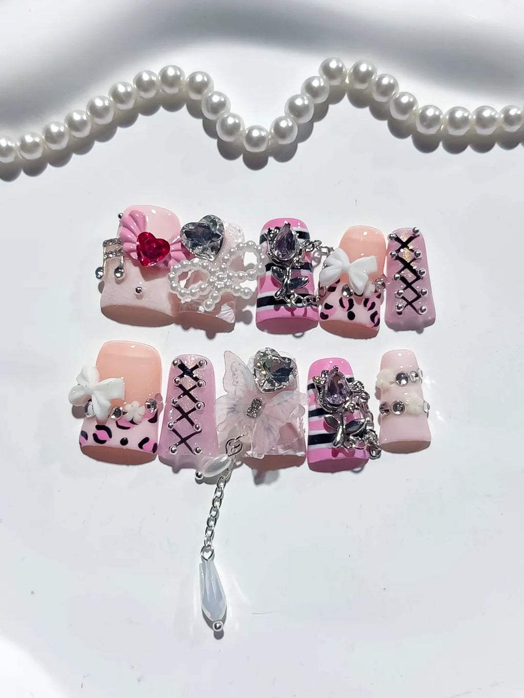 L276 - Short Pink White Duck Abstract Bow Heart