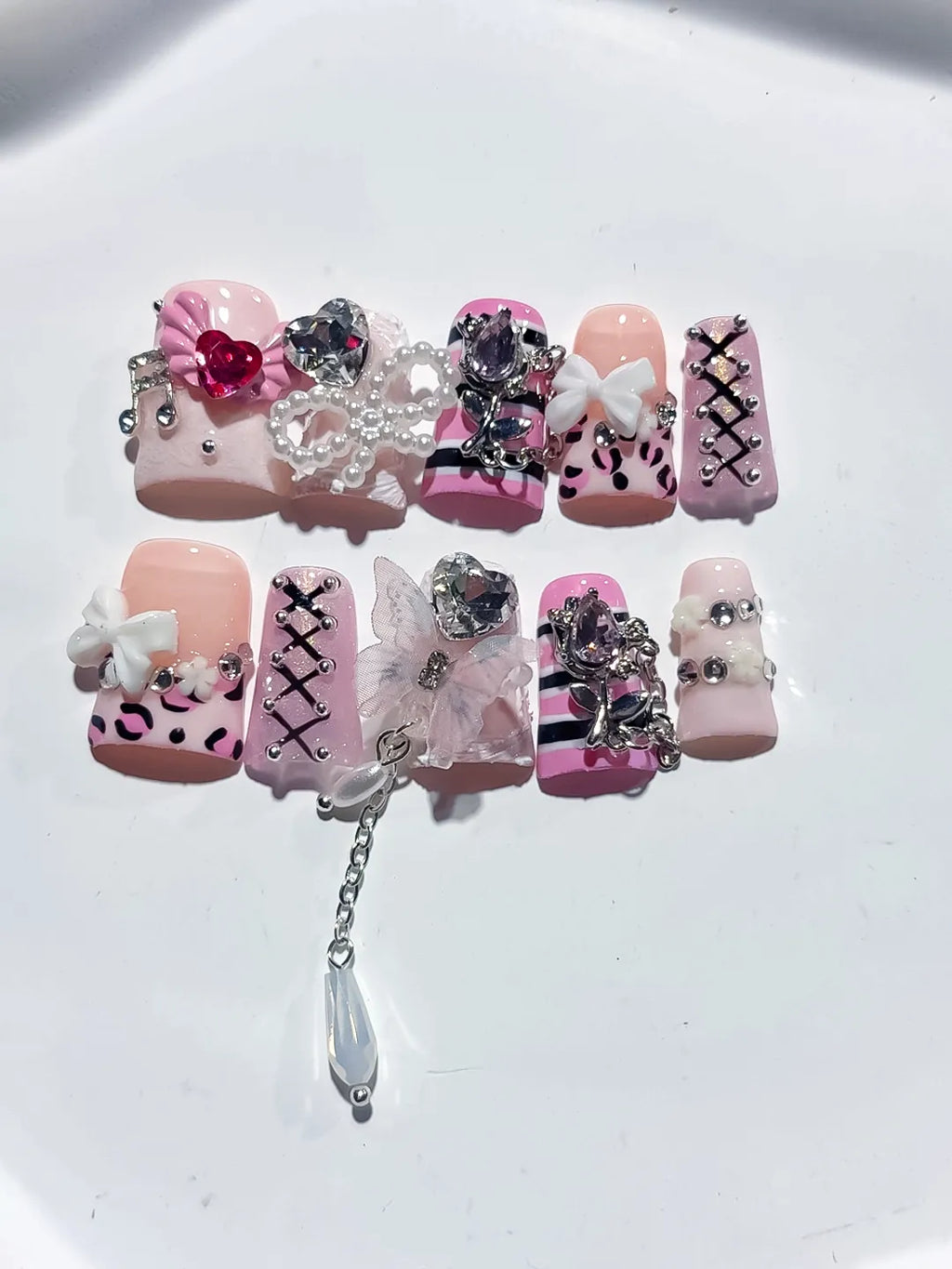 L276 - Short Pink White Duck Abstract Bow Heart