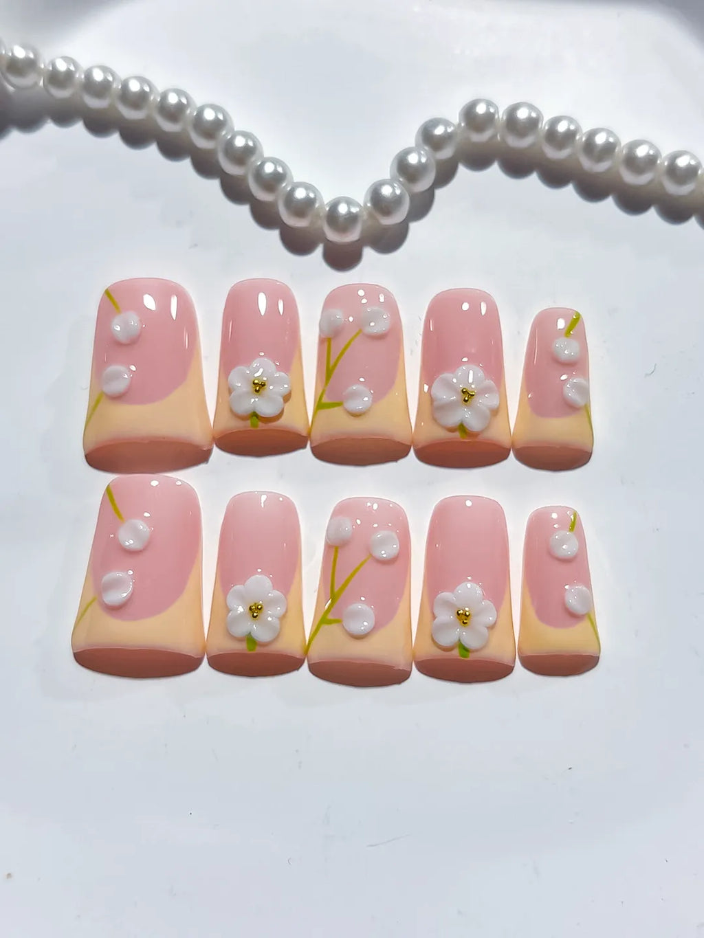L277 - Short Pink Nude Duck French tip Flower Pearl
