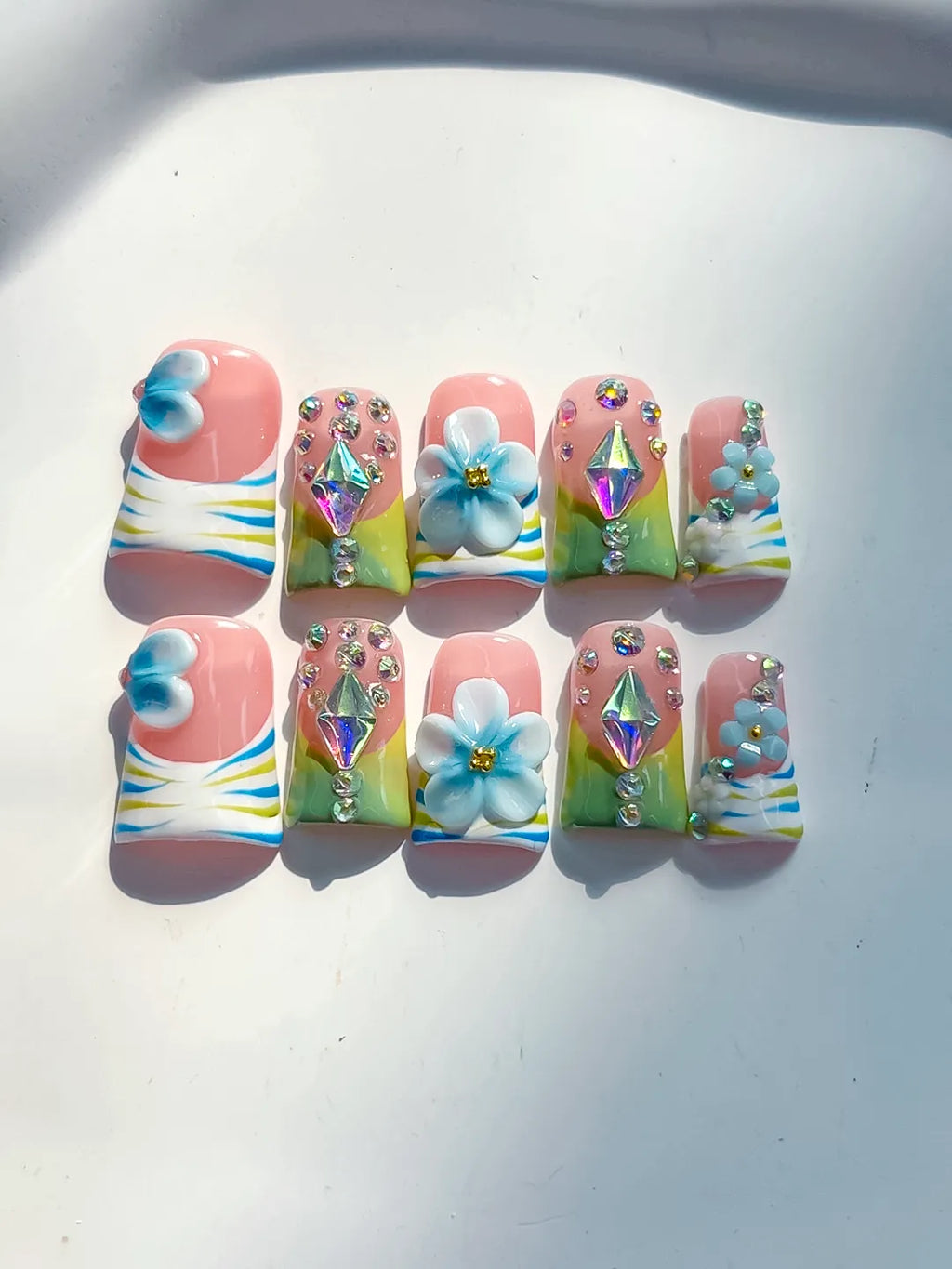 L282 - Short Nude Blue Duck Abstract Flower Rhinestone