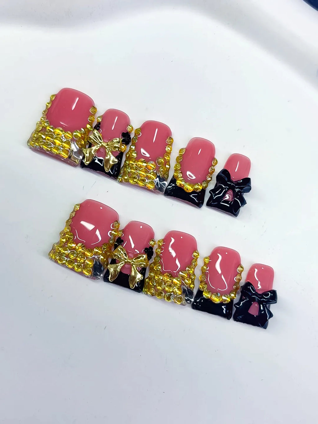 L284 - Short Pink Black Duck French tip Bow Rhinestone