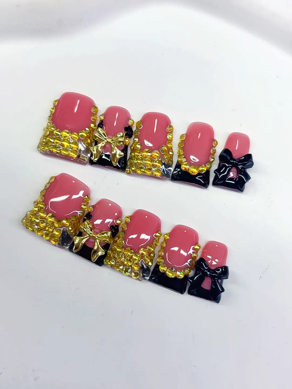 L284 - Short Pink Black Duck French tip Bow Rhinestone
