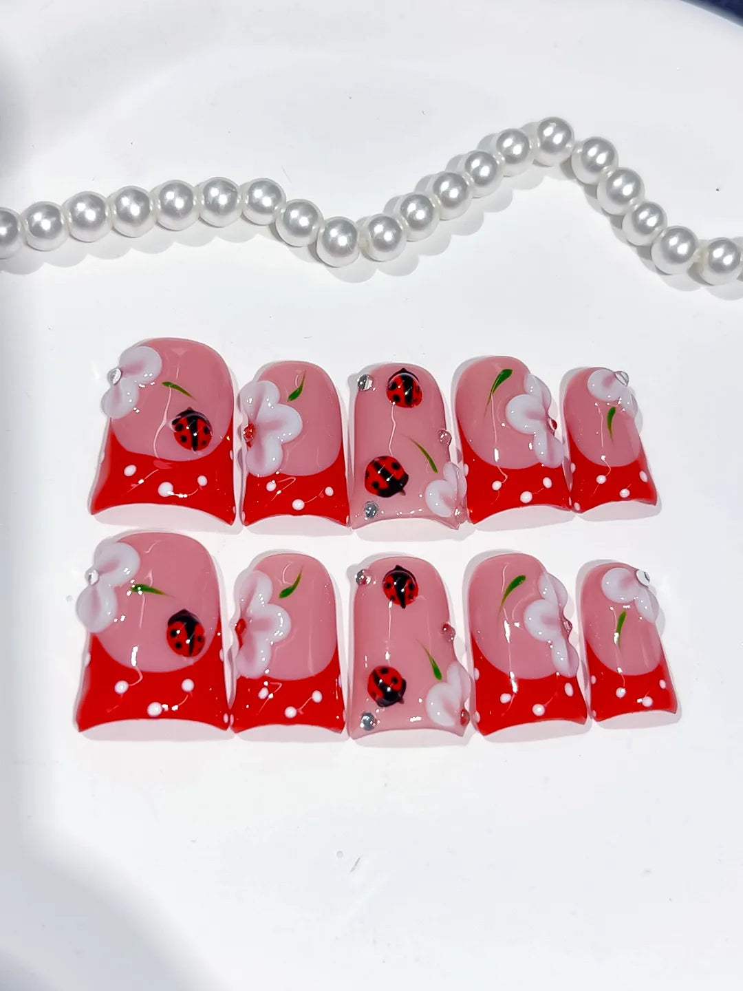 L289 - Short Pink Red Duck Abstract Ladybug Flower