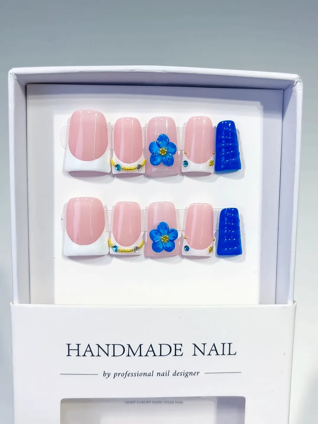 L290 - Short Pink White Duck French tip Flower Rhinestone