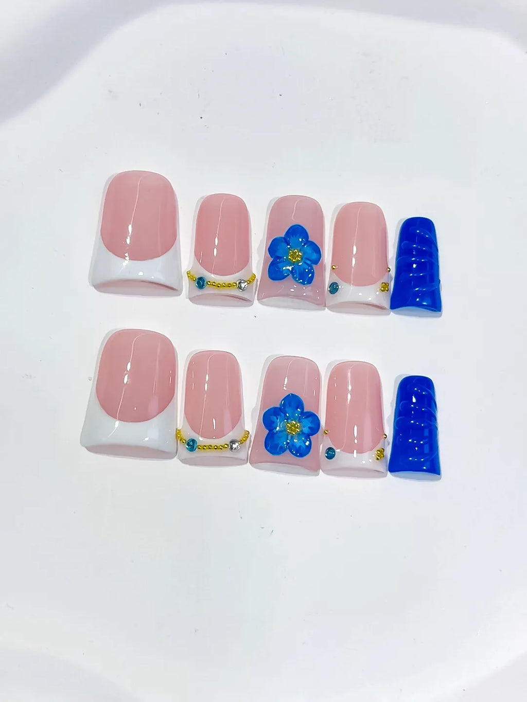 L290 - Short Pink White Duck French tip Flower Rhinestone