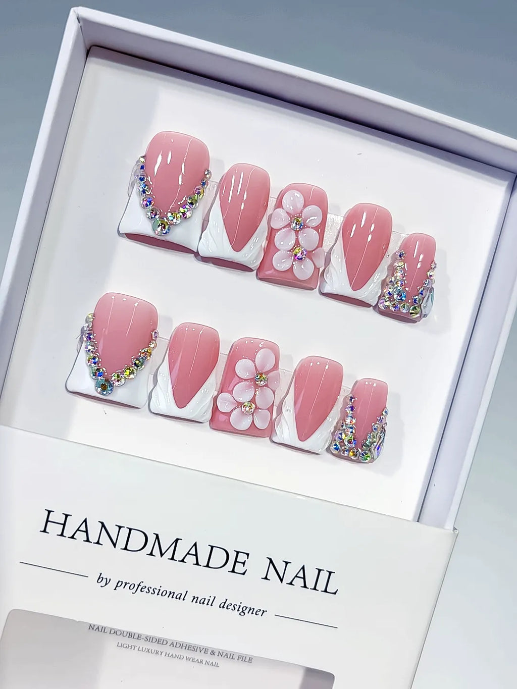 L293 - Short Pink White Duck French tip Flower Rhinestone