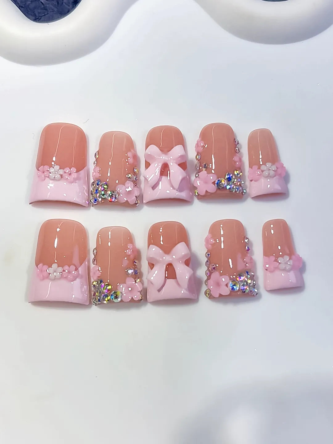 L294 - Short Nude Pink Duck French tip Flower Bow