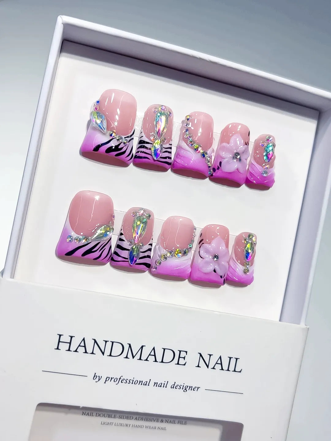 L301 - Medium Pink White Duck French tip Flower Heart