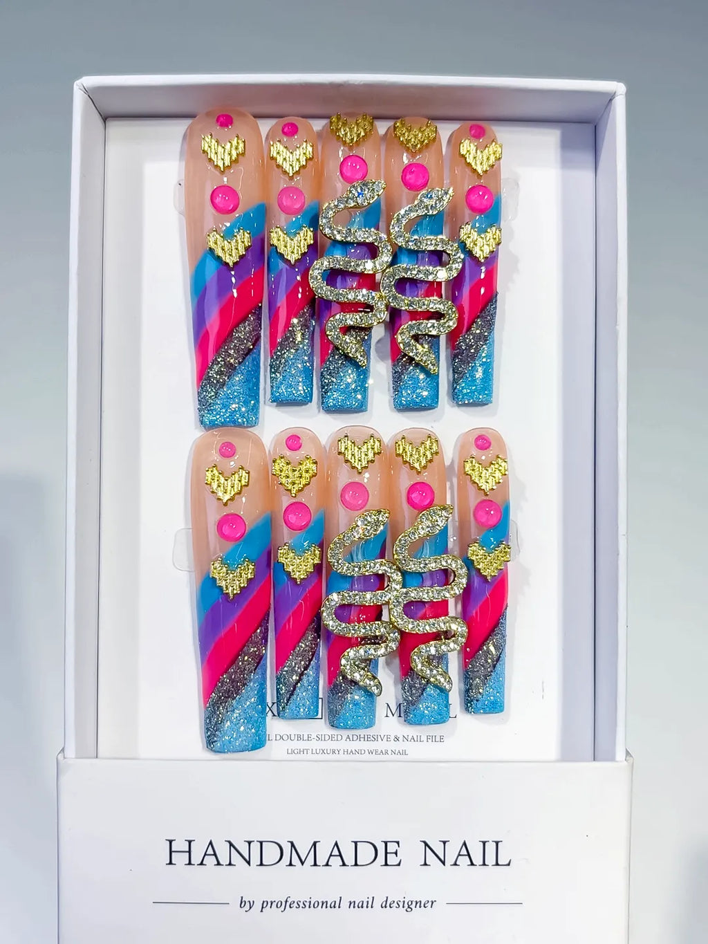 M096 - Long Blue Square Glitter Heart Snake