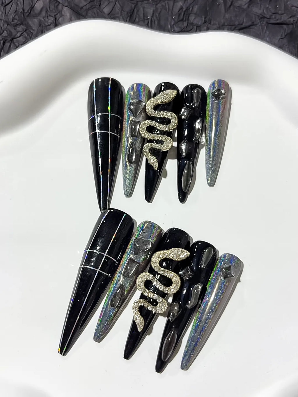 M010 - Long Black Silver Stiletto Solid color Snake Rhinestone