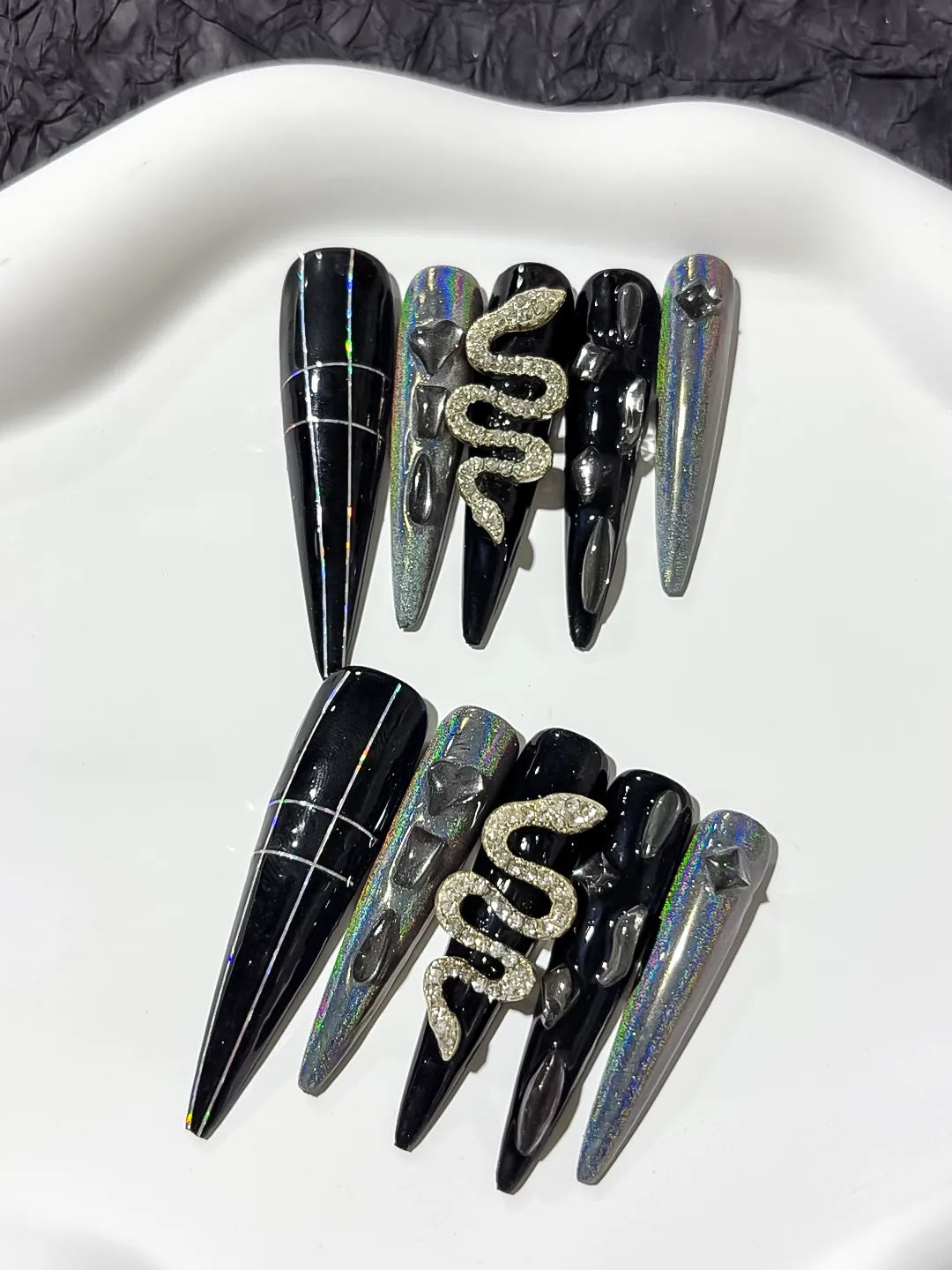 M010 - Long Black Silver Stiletto Solid color Snake Rhinestone