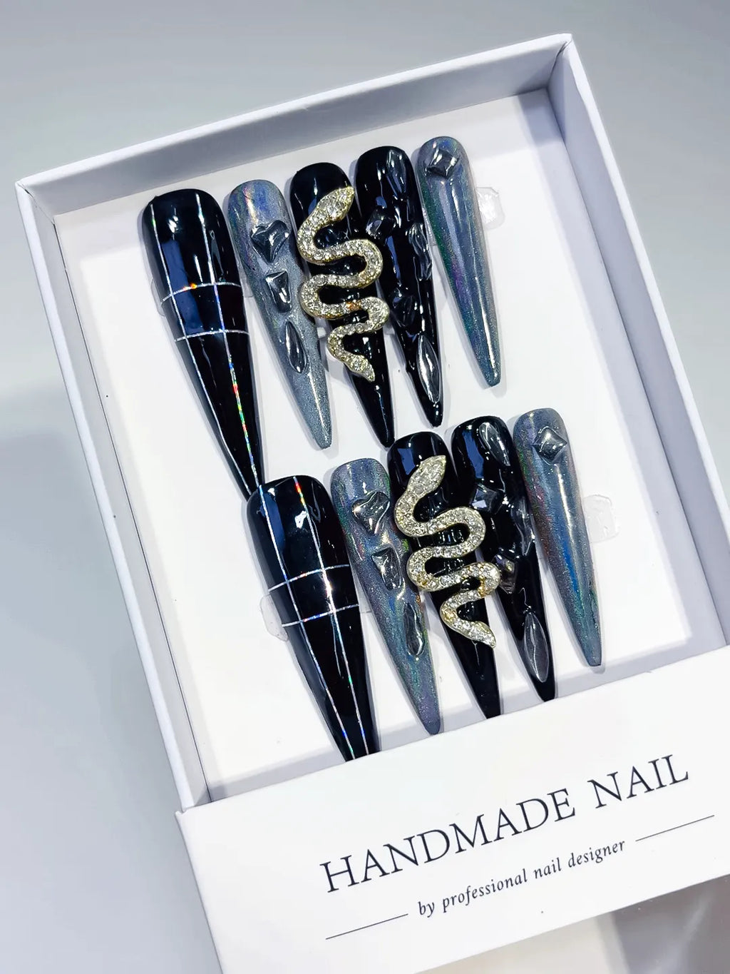 M010 - Long Black Silver Stiletto Solid color Snake Rhinestone