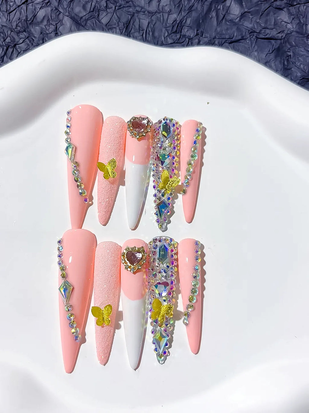 M032 - Long White Pink Stiletto Abstract Flower 3D