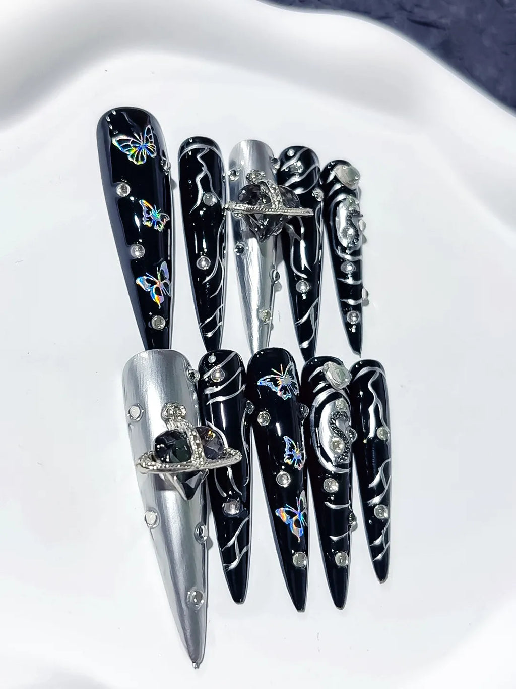 M034 - Long Black Silver Stiletto Solid color Bear Rhinestone