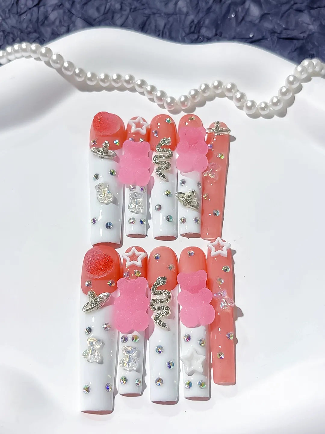 M035 - Long White Pink Square Solid color Flower 3D