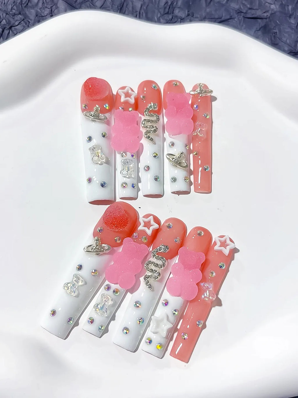 M035 - Long White Pink Square Solid color Flower 3D