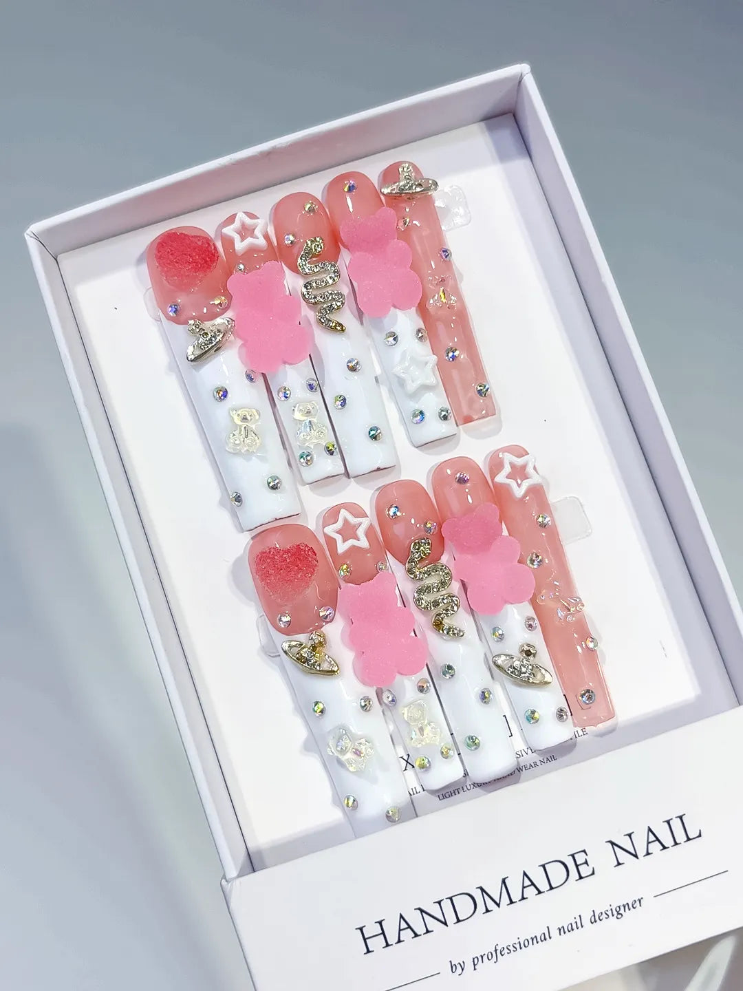 M035 - Long White Pink Square Solid color Flower 3D