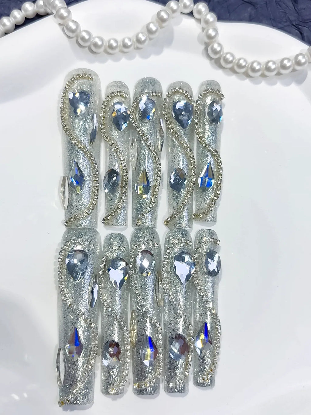 M040 - Long Silver Square Solid color Rhinestone Crystal Cluster