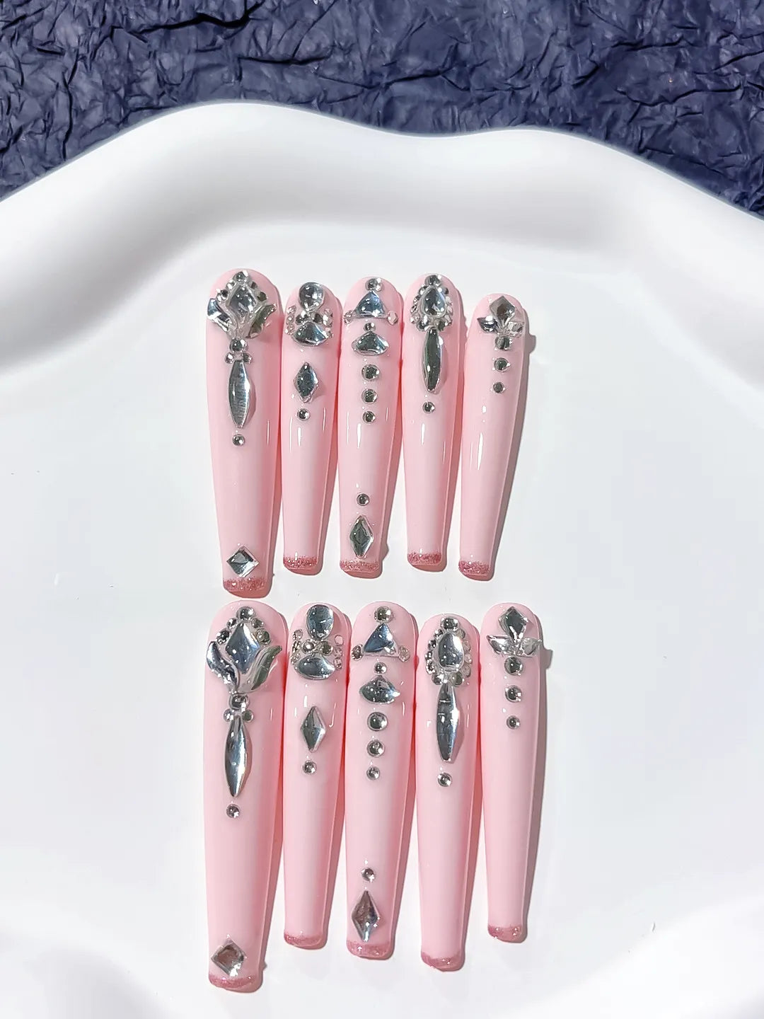 M052 - Long Pink Silver Square Solid color Bow Rhinestone