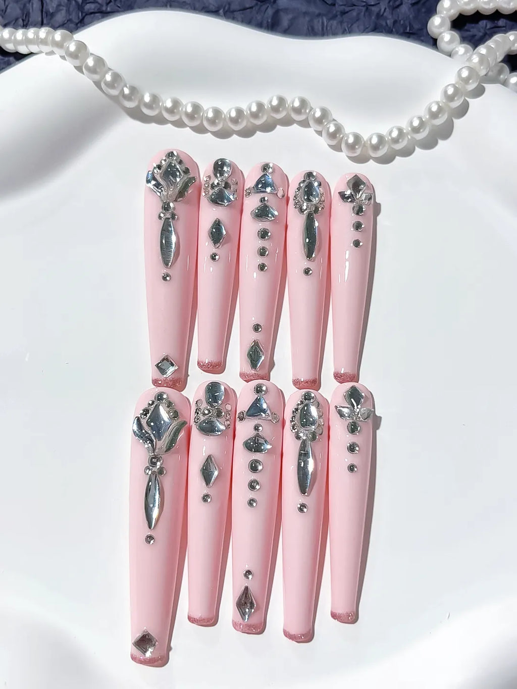 M052 - Long Pink Silver Square Solid color Bow Rhinestone