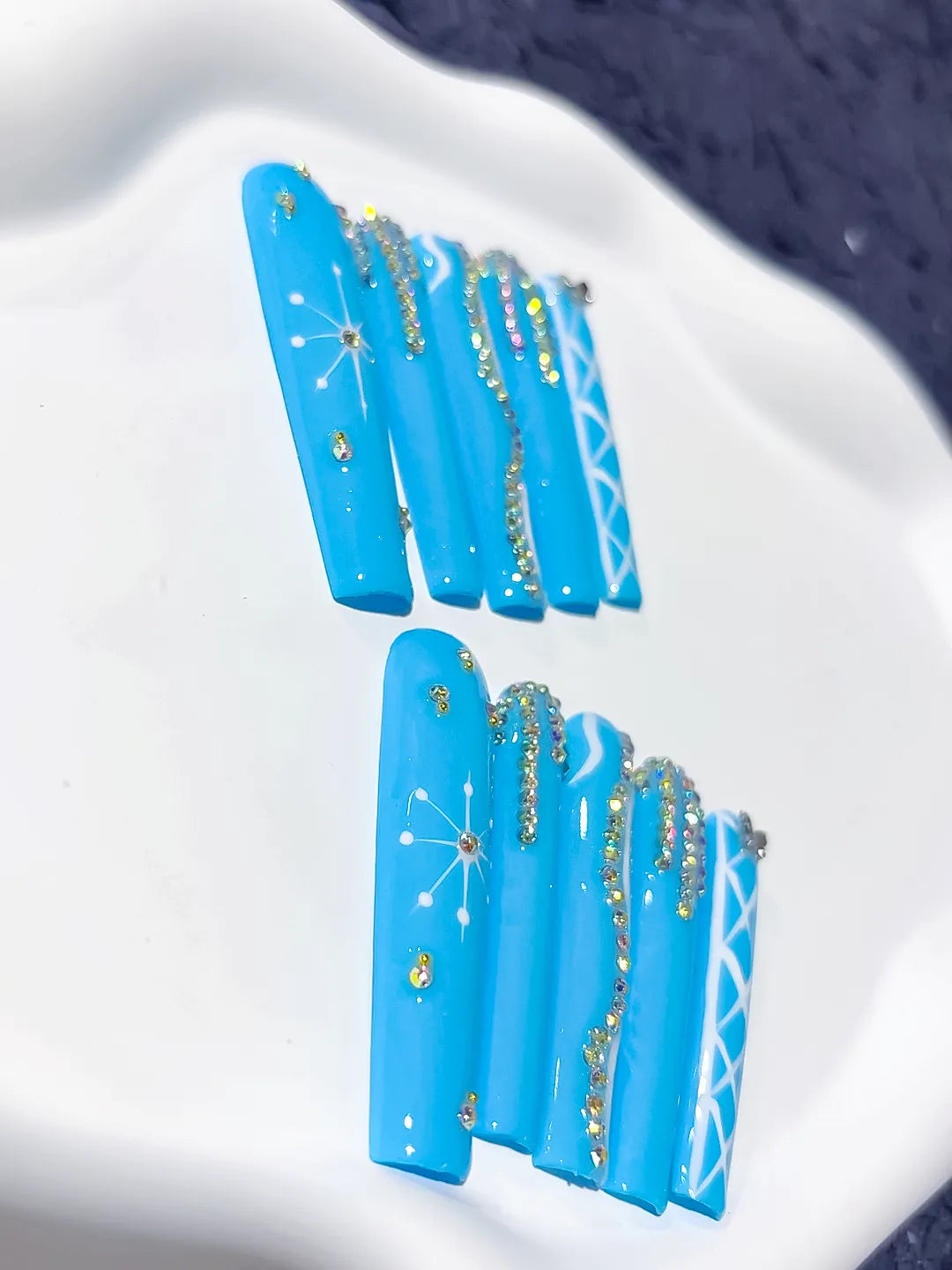 M053 - Long Blue Square Solid color