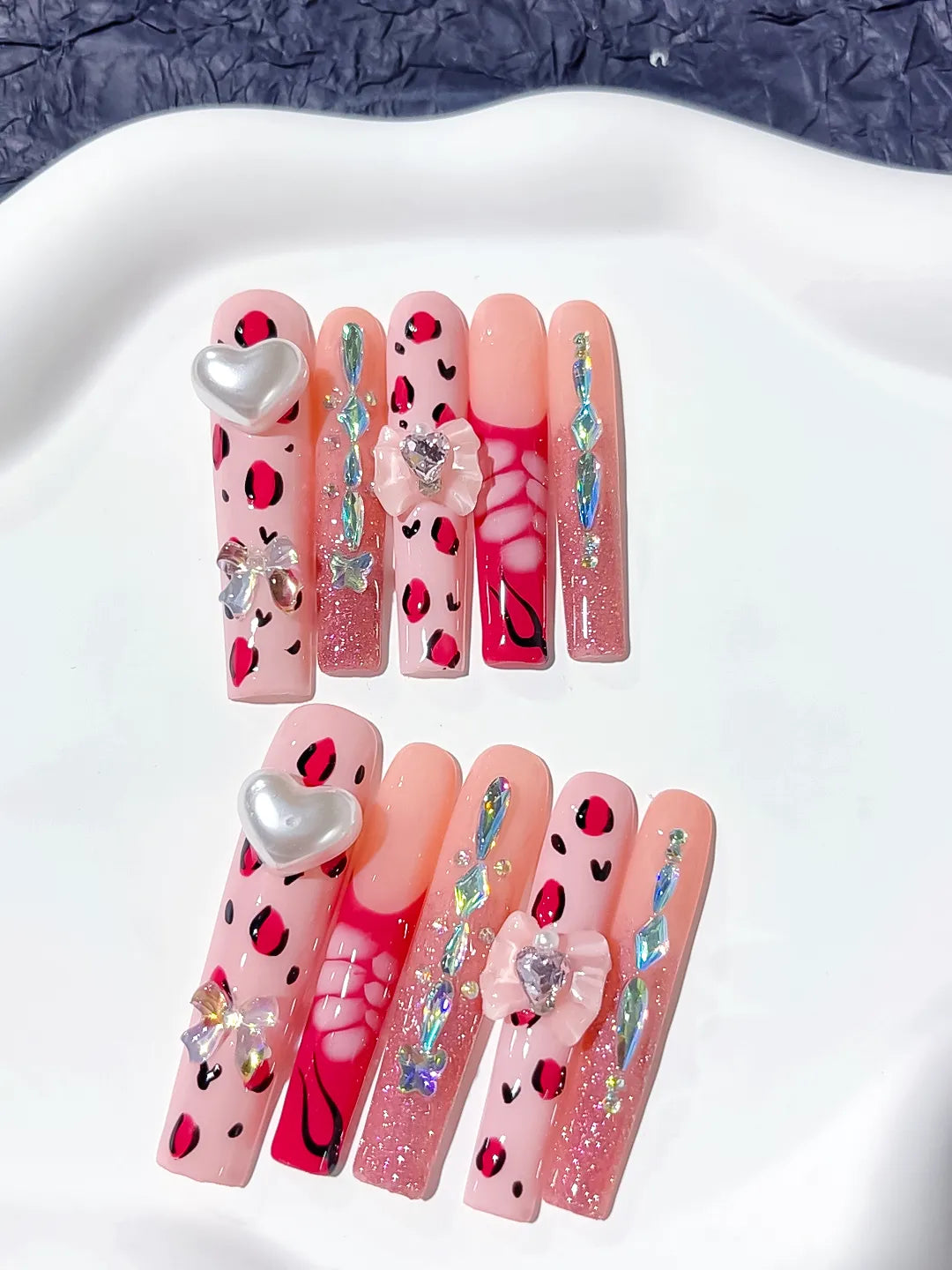 M065 - Long Pink White Square Solid color Flower Rhinestone