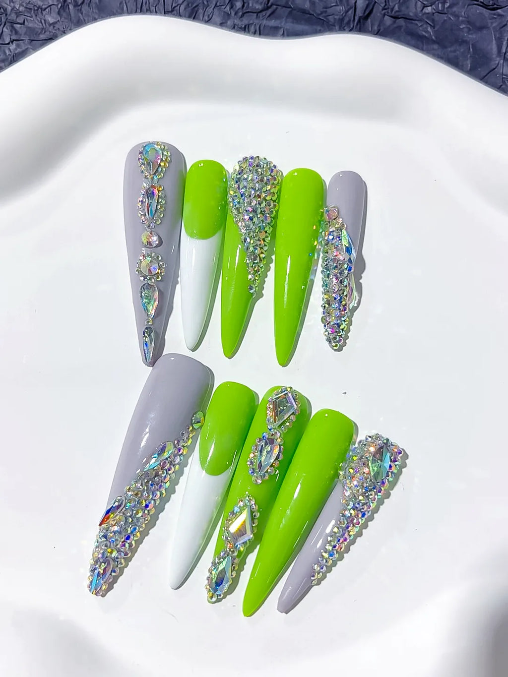 M068 - Long Green Silver Stiletto Solid color Rhinestone Metallic Accent
