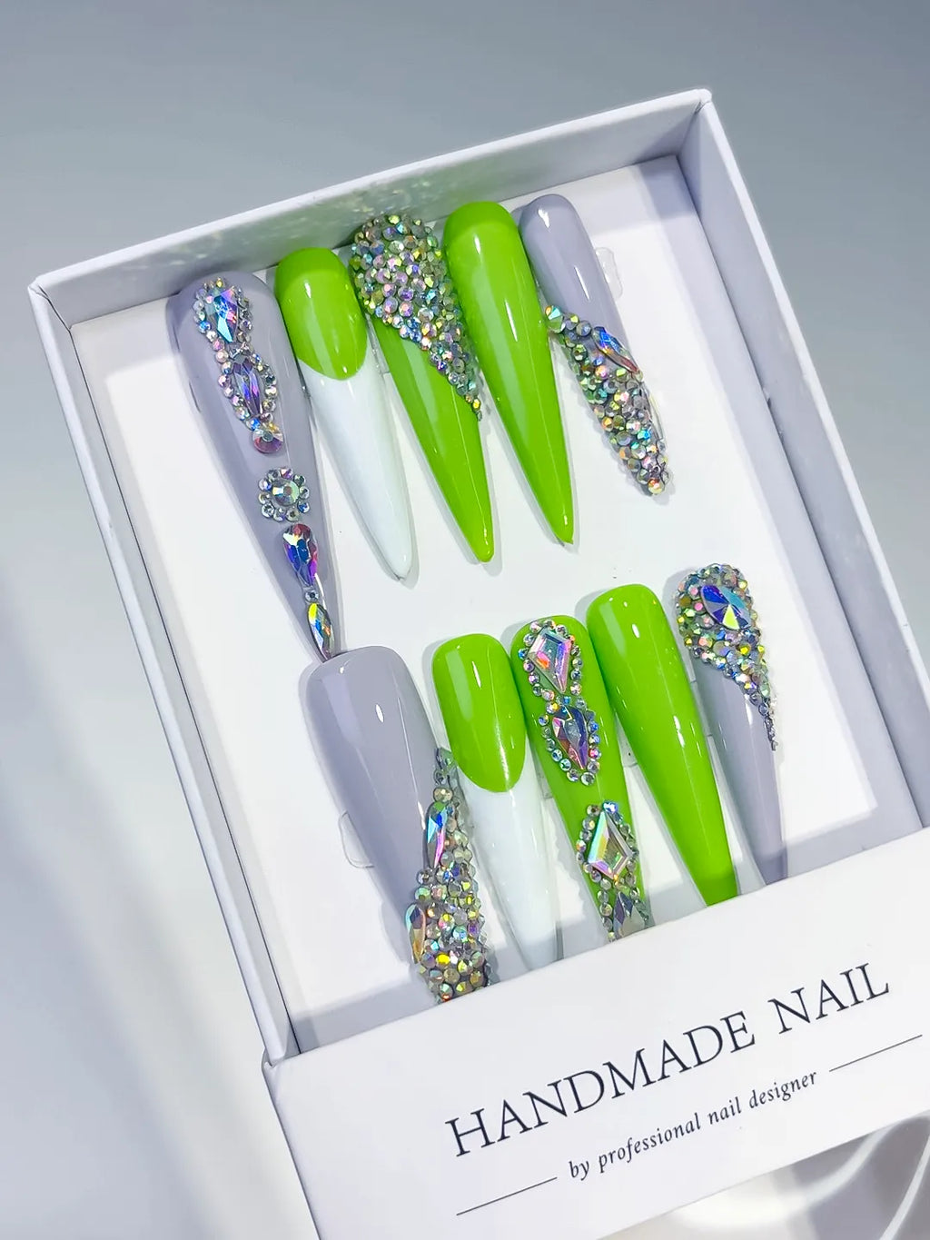 M068 - Long Green Silver Stiletto Solid color Rhinestone Metallic Accent