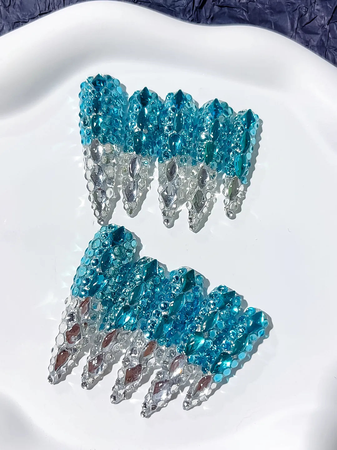 M079 - Long Blue Silver Stiletto Solid color Rhinestone Crystal Cluster