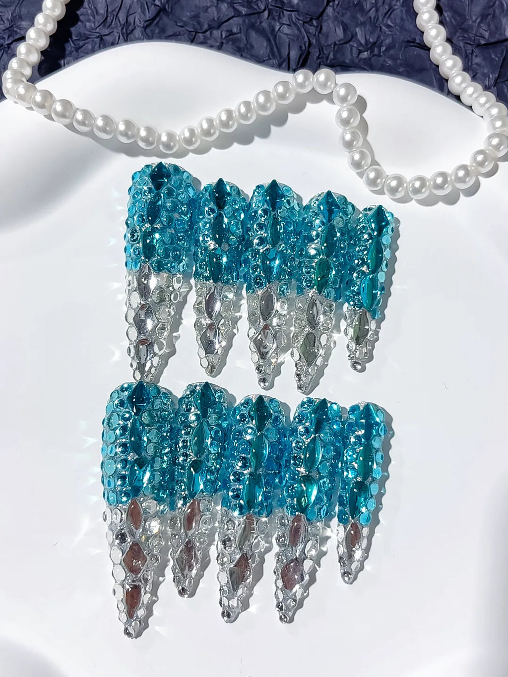 M079 - Long Blue Silver Stiletto Solid color Rhinestone Crystal Cluster