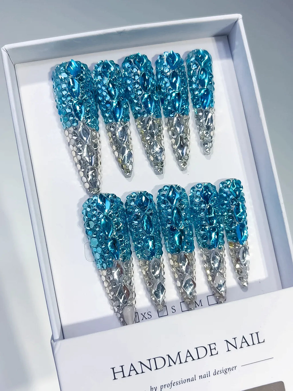 M079 - Long Blue Silver Stiletto Solid color Rhinestone Crystal Cluster