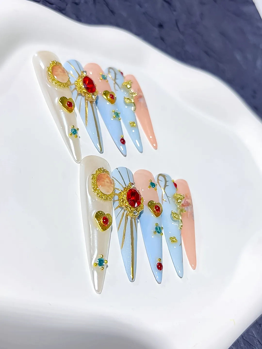 M081 - Long Nude White Stiletto Abstract Flower 3D
