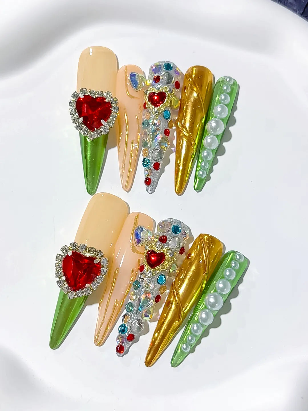M082 - Long Nude White Stiletto Abstract Flower 3D