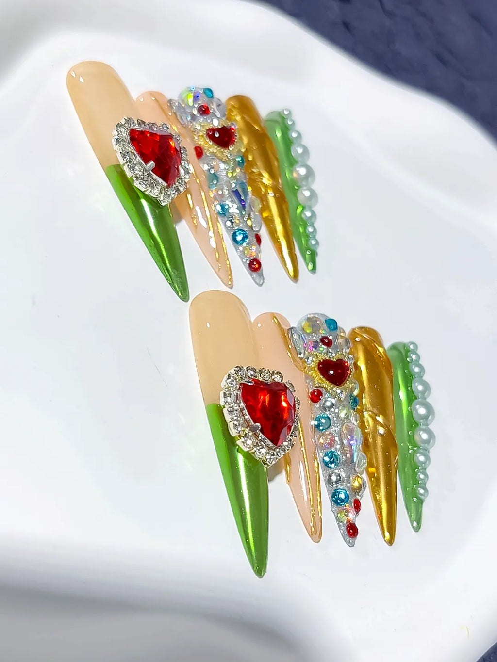 M082 - Long Nude White Stiletto Abstract Flower 3D