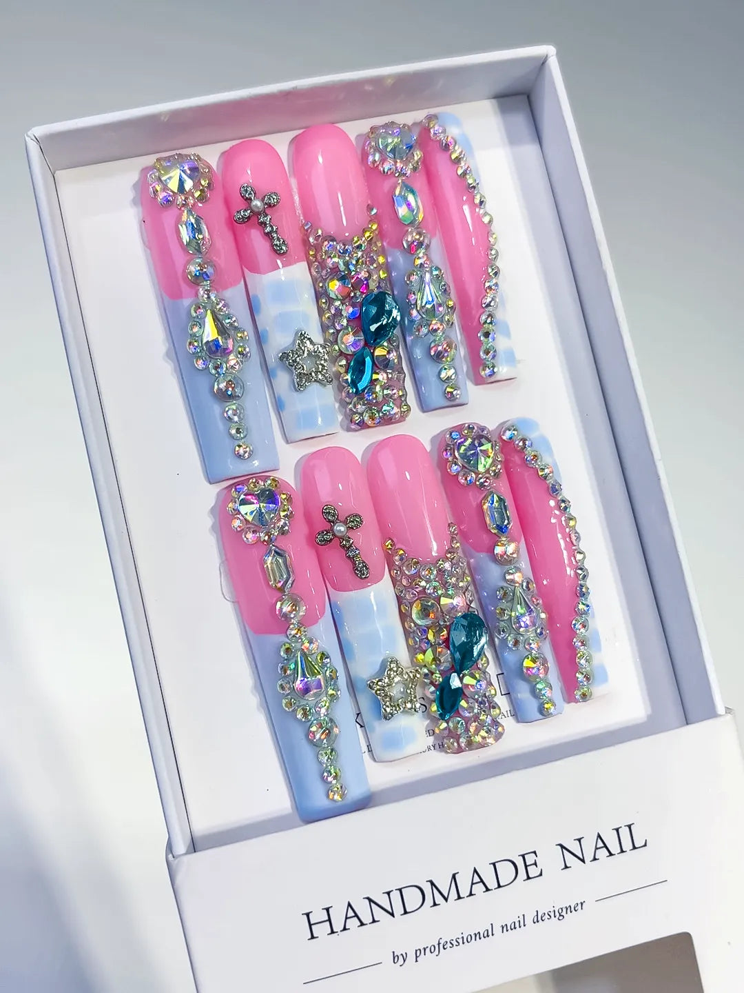 M084 - Long Pink Silver Square Solid color Flower Crystal Cluster