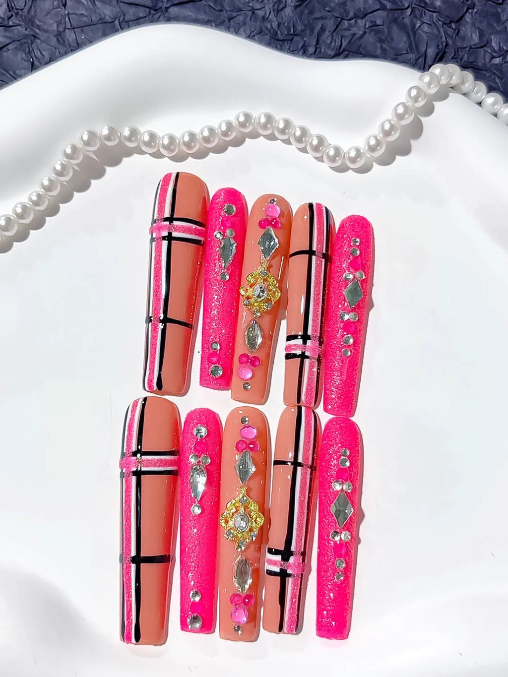 M095 - Long Pink Silver Square Abstract Grid Rhinestone