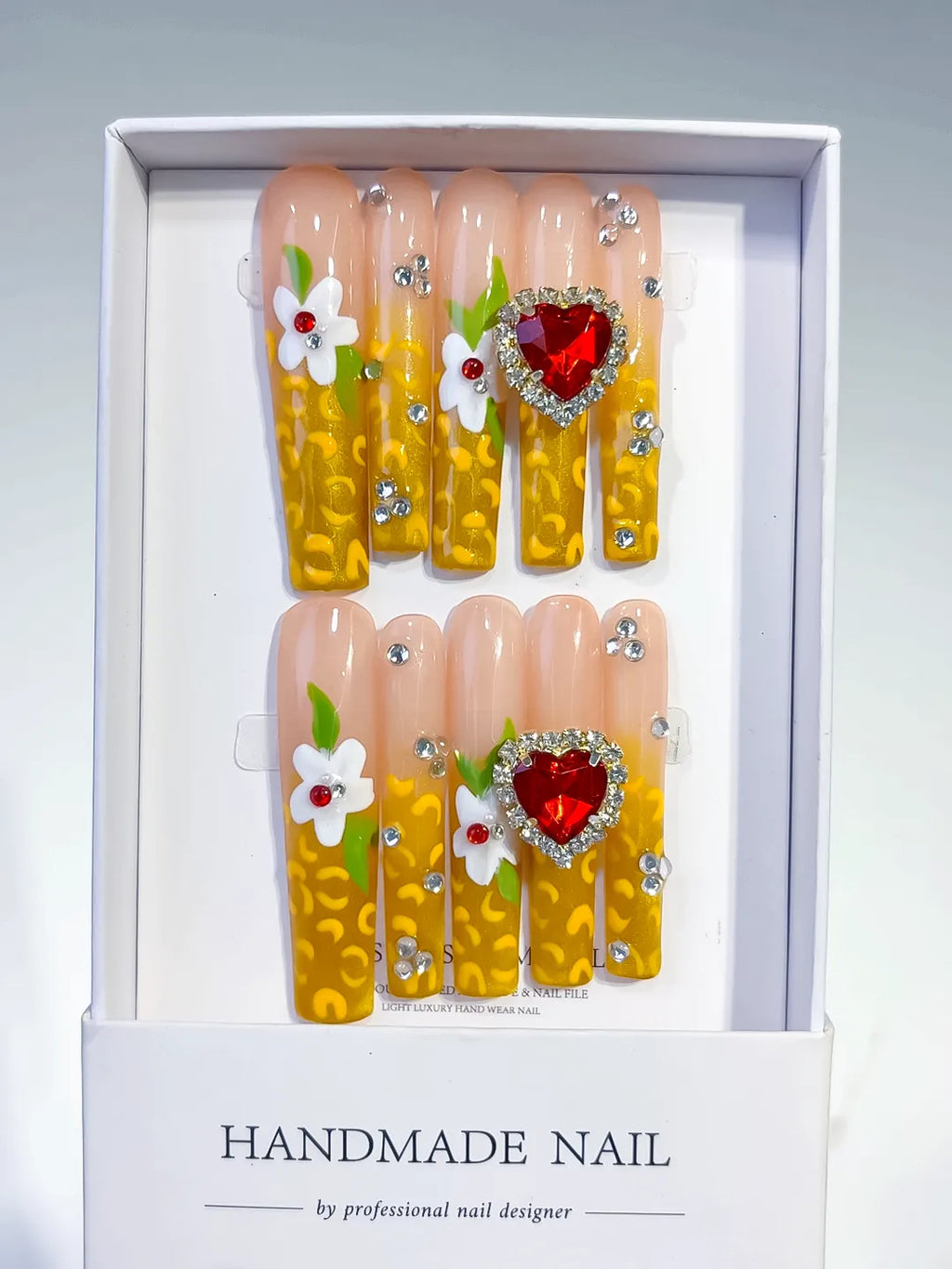 M097 - Long Yellow White Square Solid color Flower Rhinestone