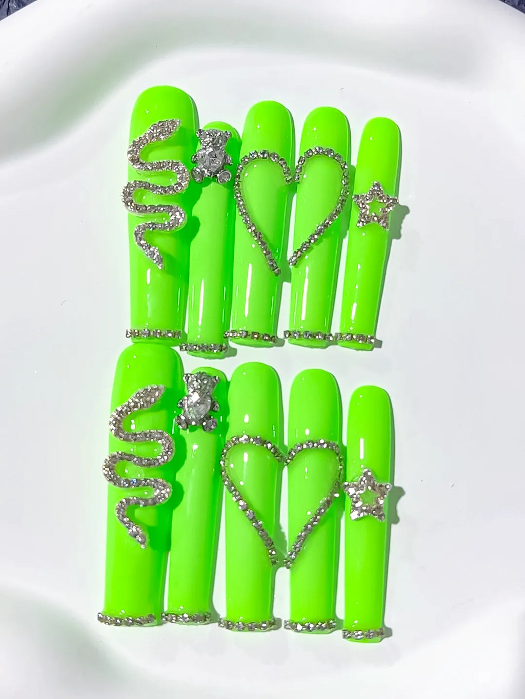 M106 - Long Green Square Solid color