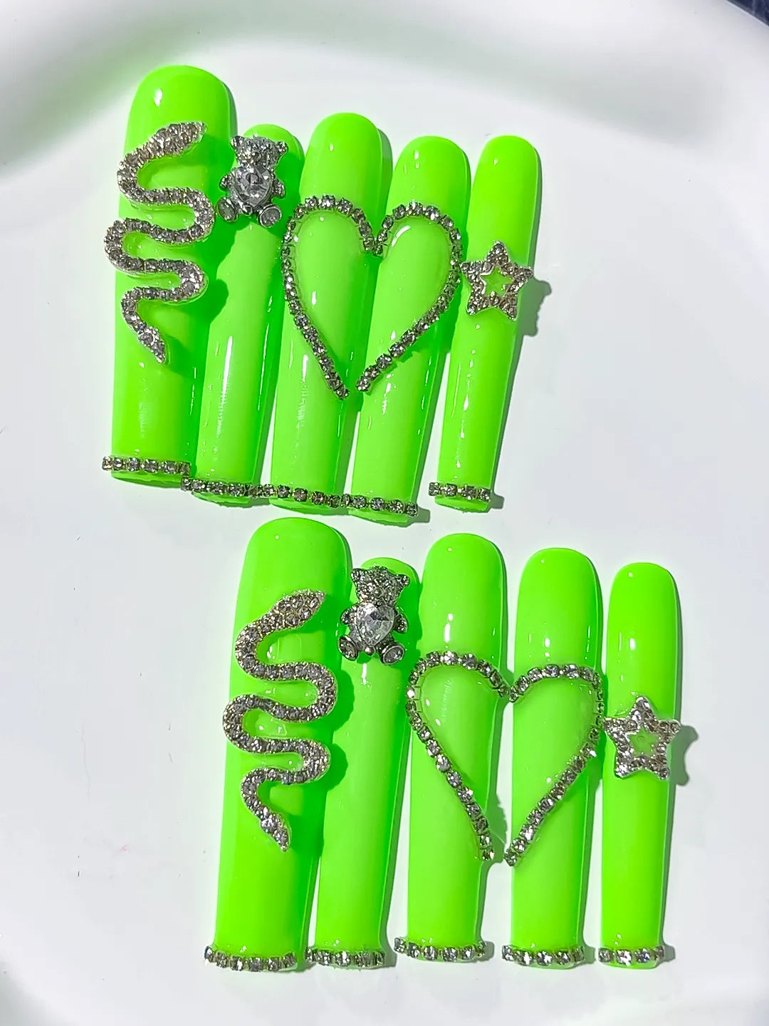 M106 - Long Green Square Solid color