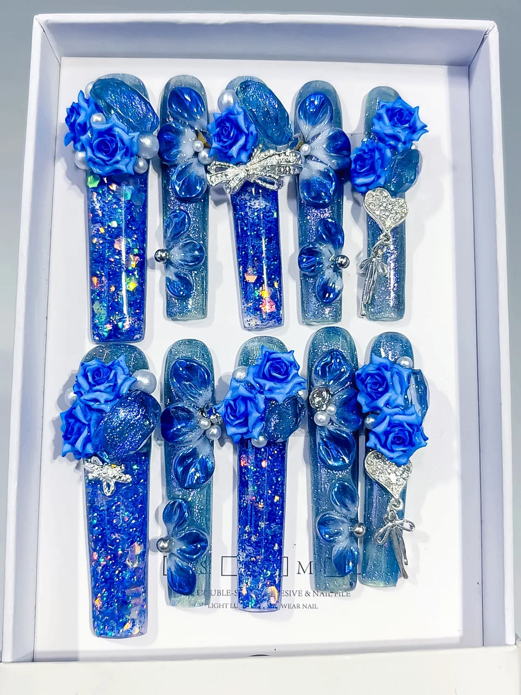 O013 - Long Blue Silver Square Glitter Rose Bow