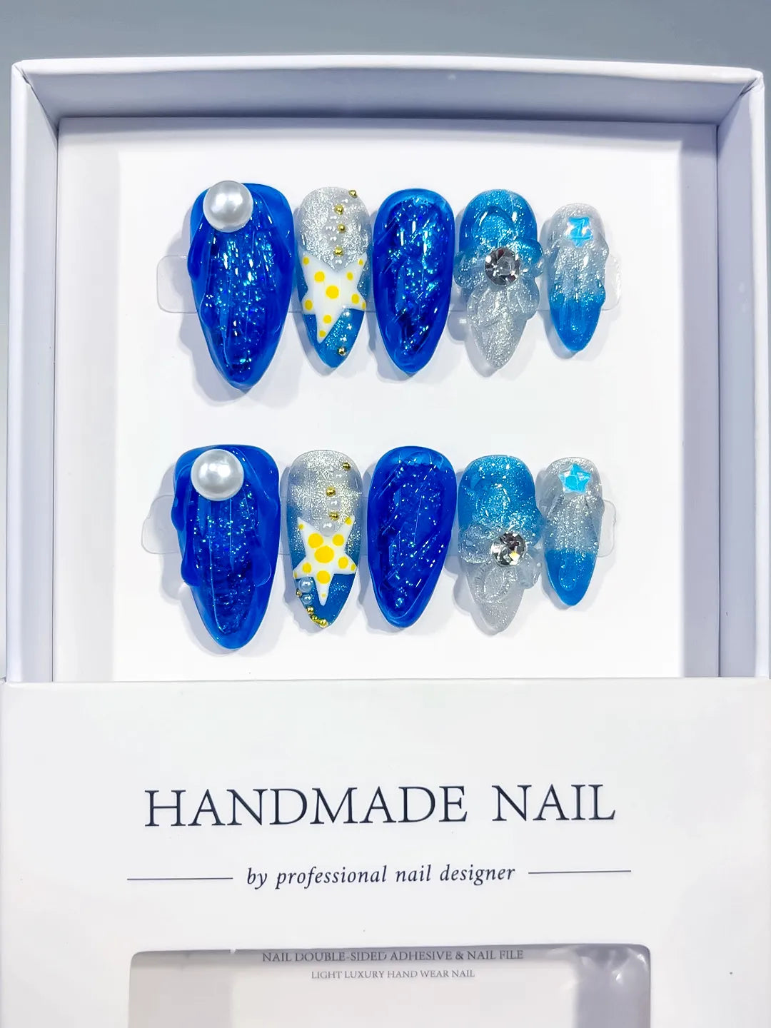 O008 - Medium Blue Silver Almond Glitter Pearl Rhinestone