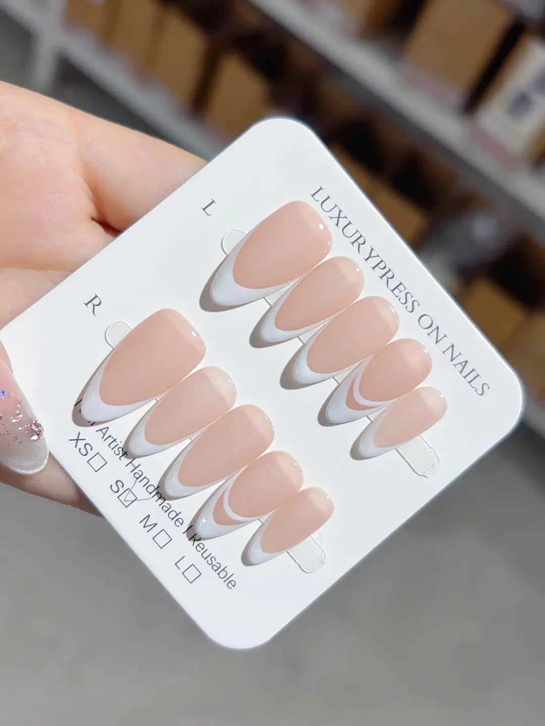 A069 - Medium Nude Oval French tip VibeNailsLab