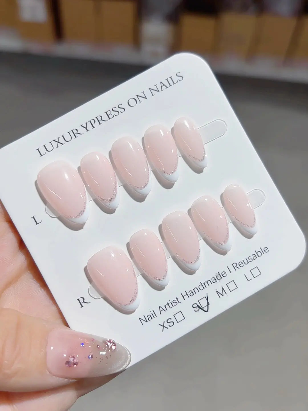 A068 - Short Pink Almond French tip VibeNailsLab