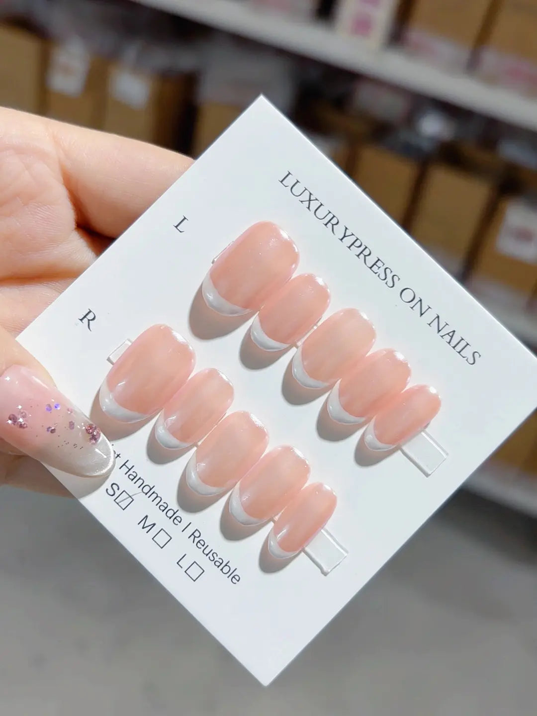 A057 - Short White Pink Oval French tip VibeNailsLab
