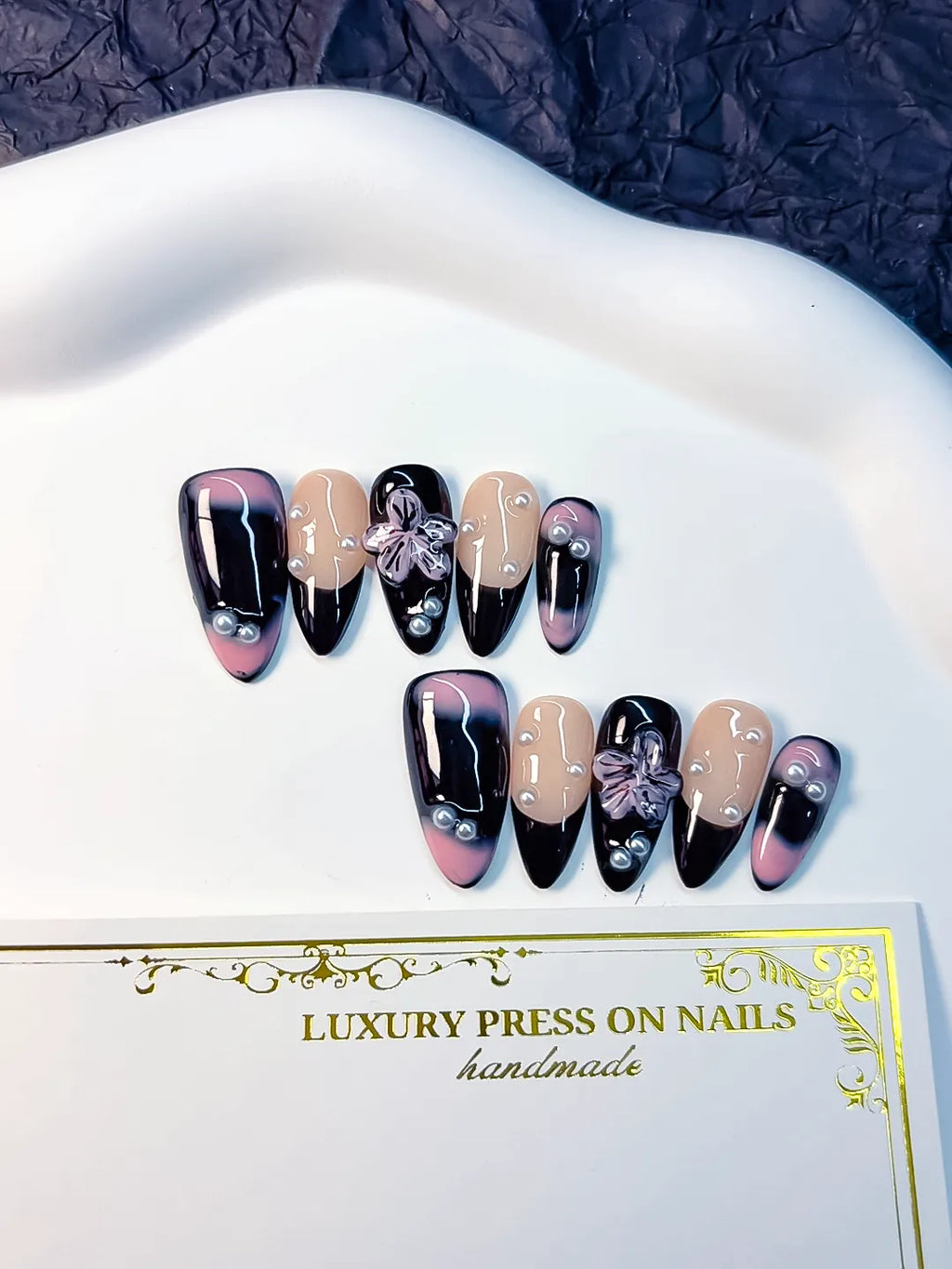 D249 - Medium Black Nude Almond Ombre Flower Pearl