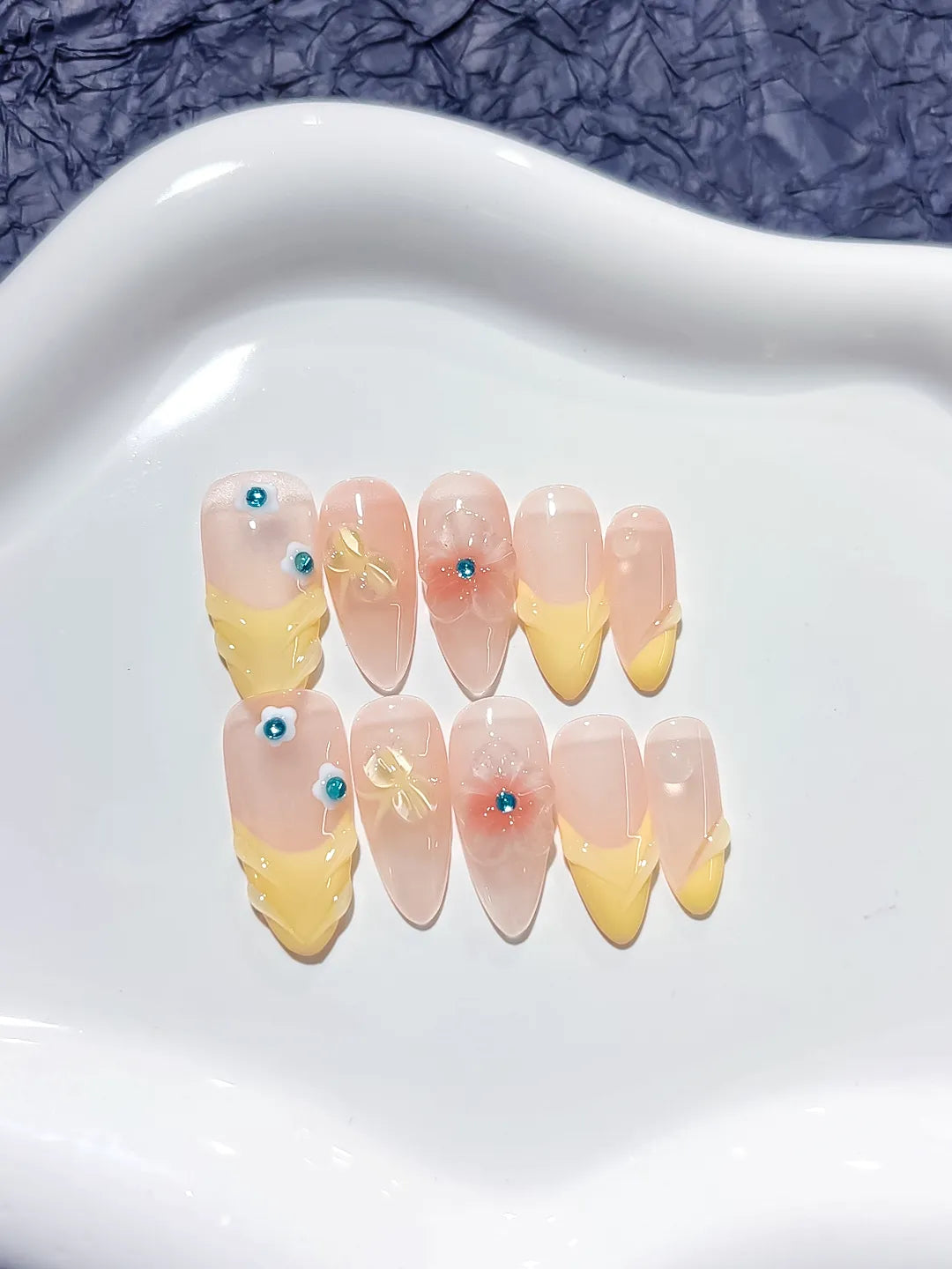 D256 - Medium Nude Yellow Almond French tip Flower Rhinestone