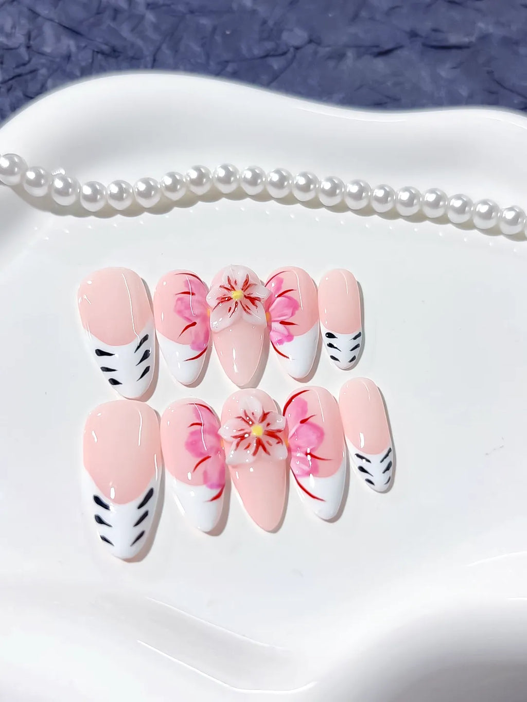 D258 - Medium Pink White Almond Floral Flower