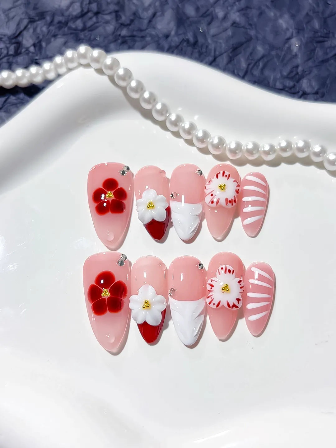 D295 - Medium Pink White Almond French tip Flower Rhinestone