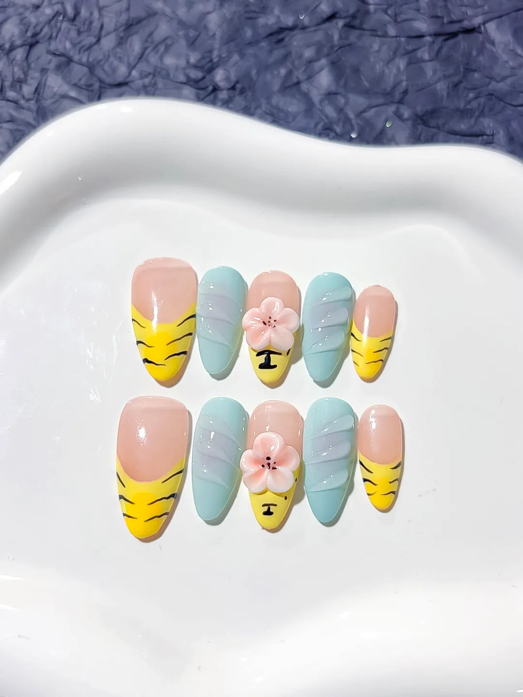D304 - Medium Nude Yellow Almond Abstract Flower Leaf